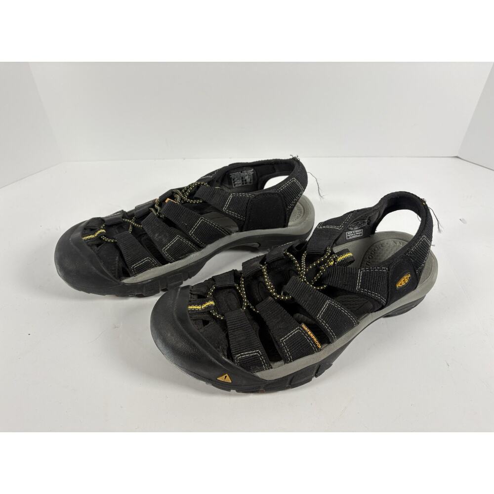 KEEN Newport H2 Waterproof Sandals Mens 9.5 Black Hiking Sport Shoes